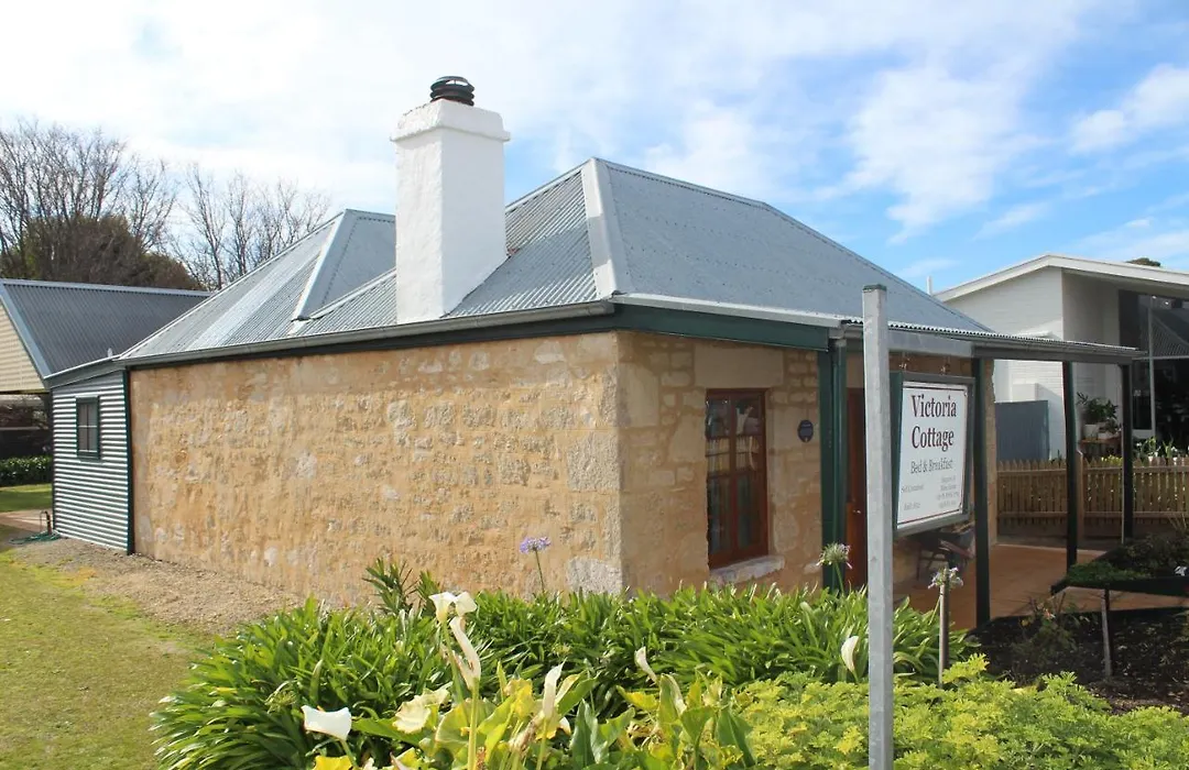 Victoria Cottage-1