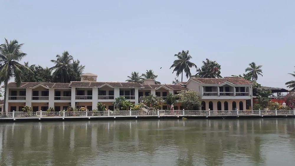 Ronil Royale-1