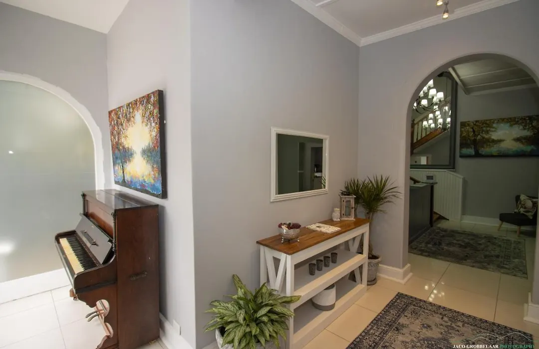 Dawson Manor Guest House-1