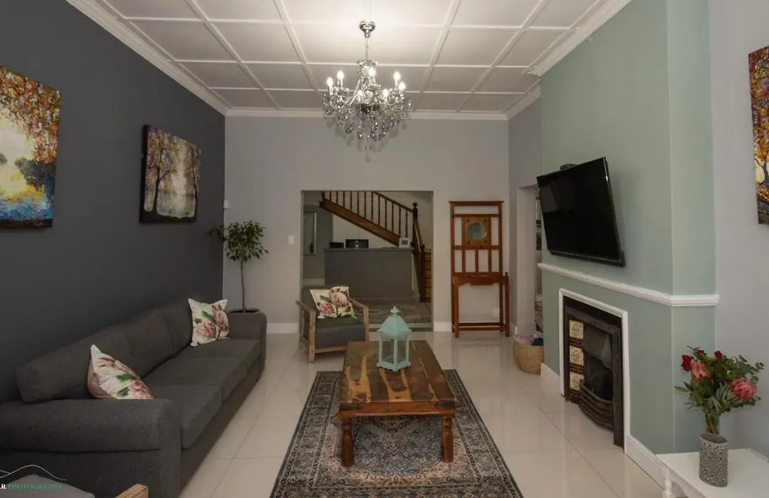 Dawson Manor Guest House-1