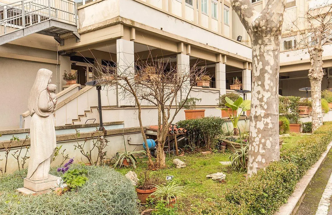 Casa Per Ferie Villa Benedetta-1