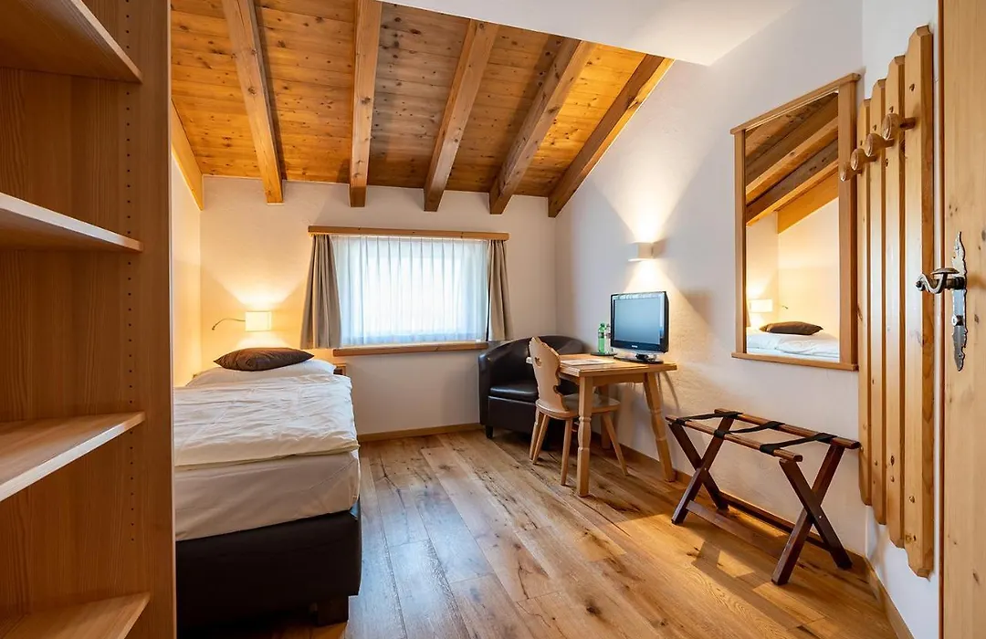 Hotel Saluver-1