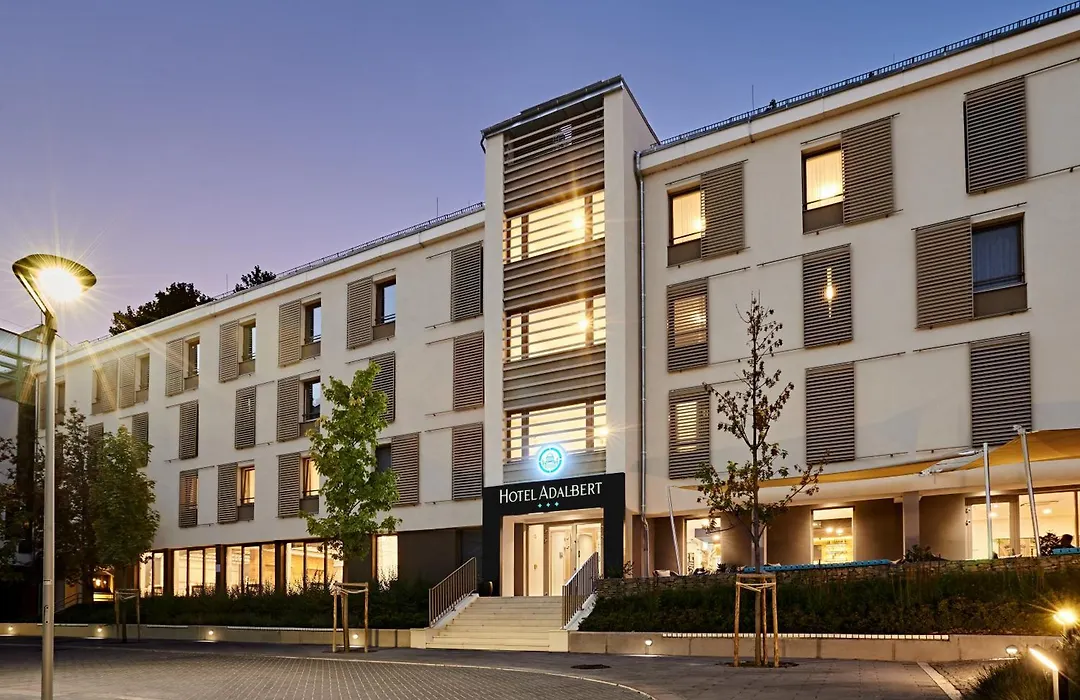 Hotel Adalbert Szent Tamás ház-1