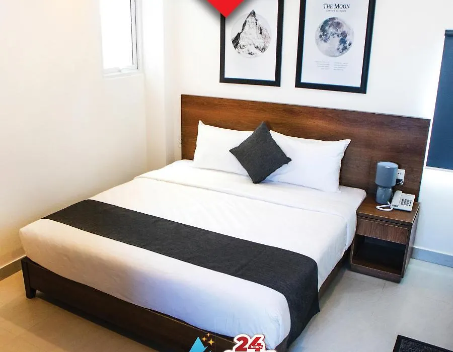 Robin Hotel Danang-1