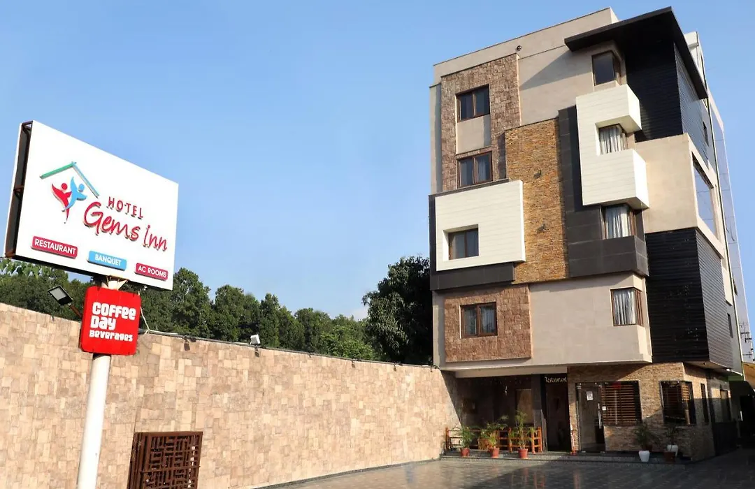 Hotel Gems Inn-1