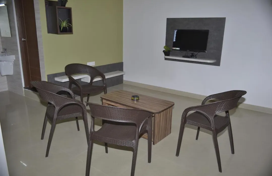Hotel Saarang Forever-1
