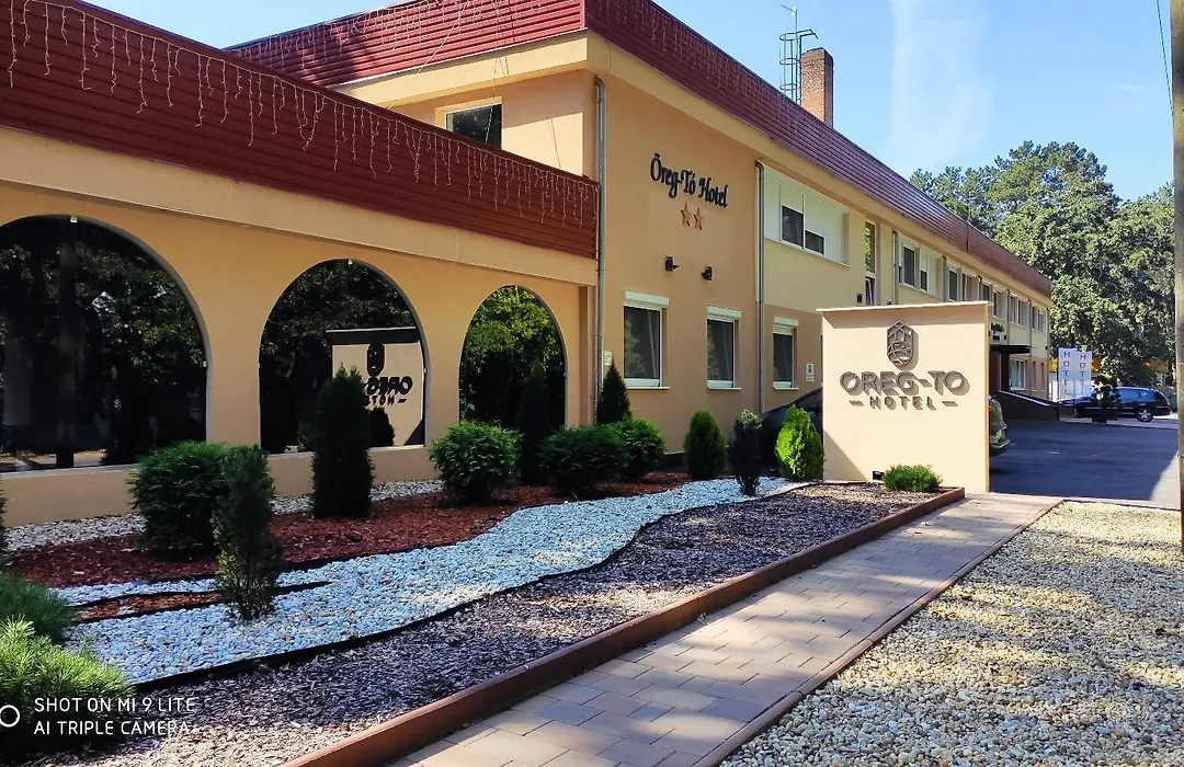 Oereg-To Hotel Es Rendezvenyter-1
