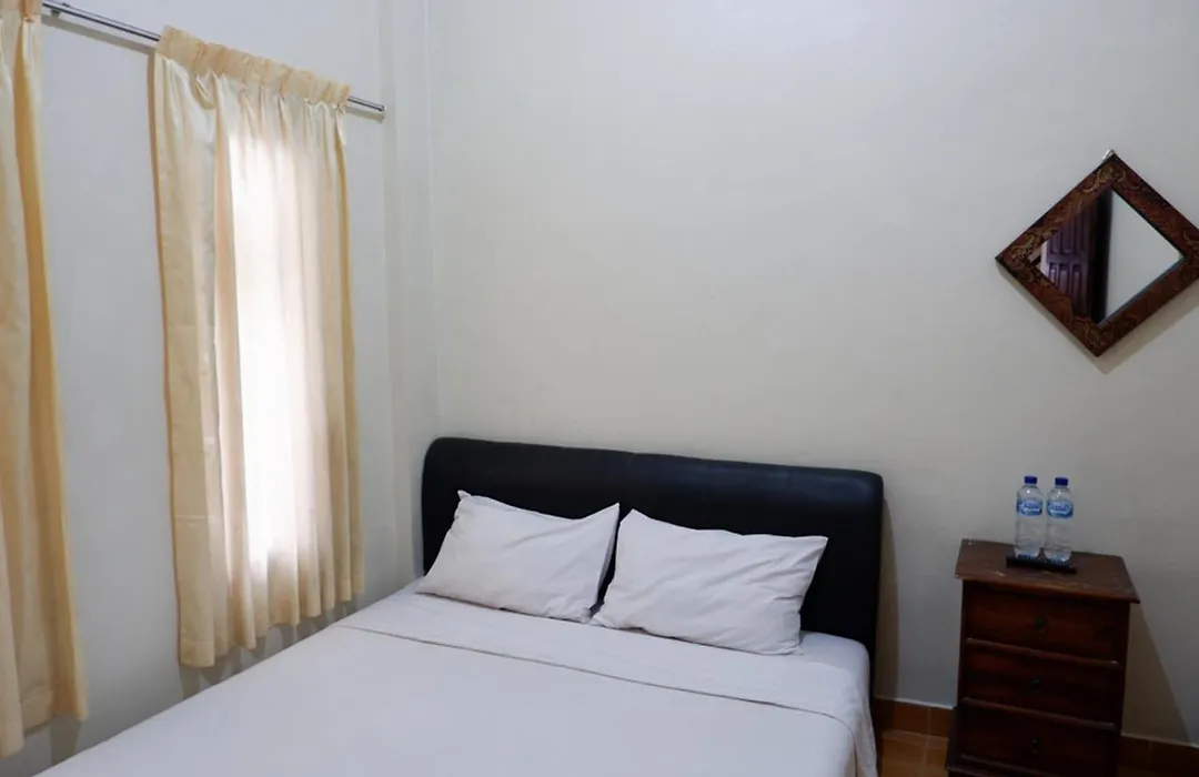 Khresna Guest House Malioboro Mitra Reddoorz-1
