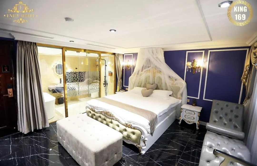 Enjoy Hotel 7-1
