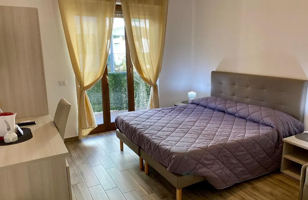 Caruso Rooms-1