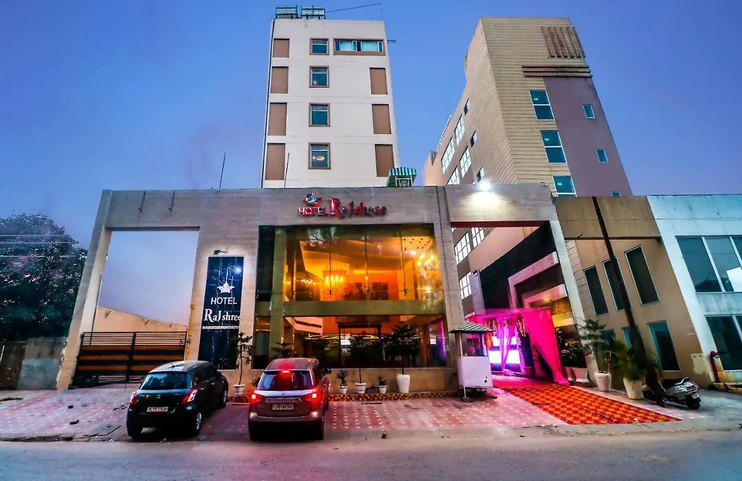 Hotel Rajshree & Spa-1