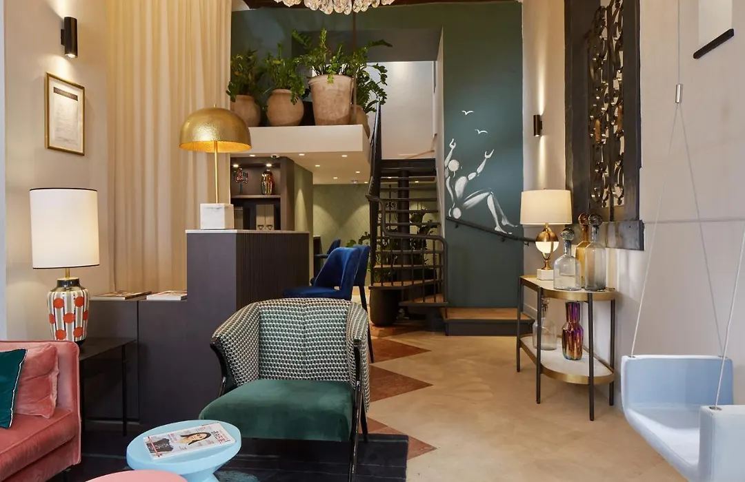3H Paris Marais Hotel-1