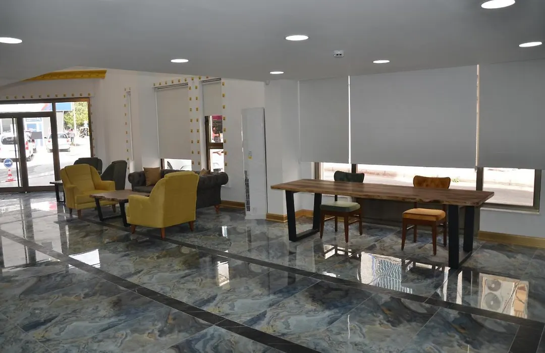 Piyes Otel-1