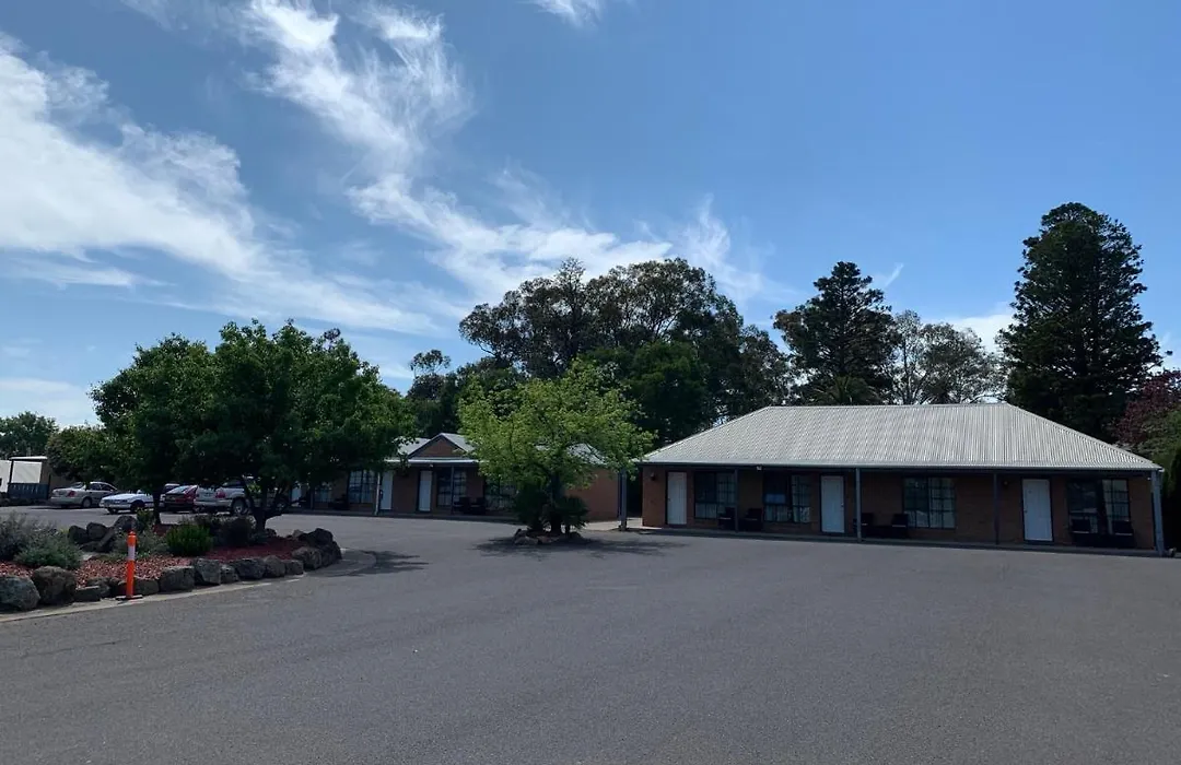 Swaggers Motor Inn-1