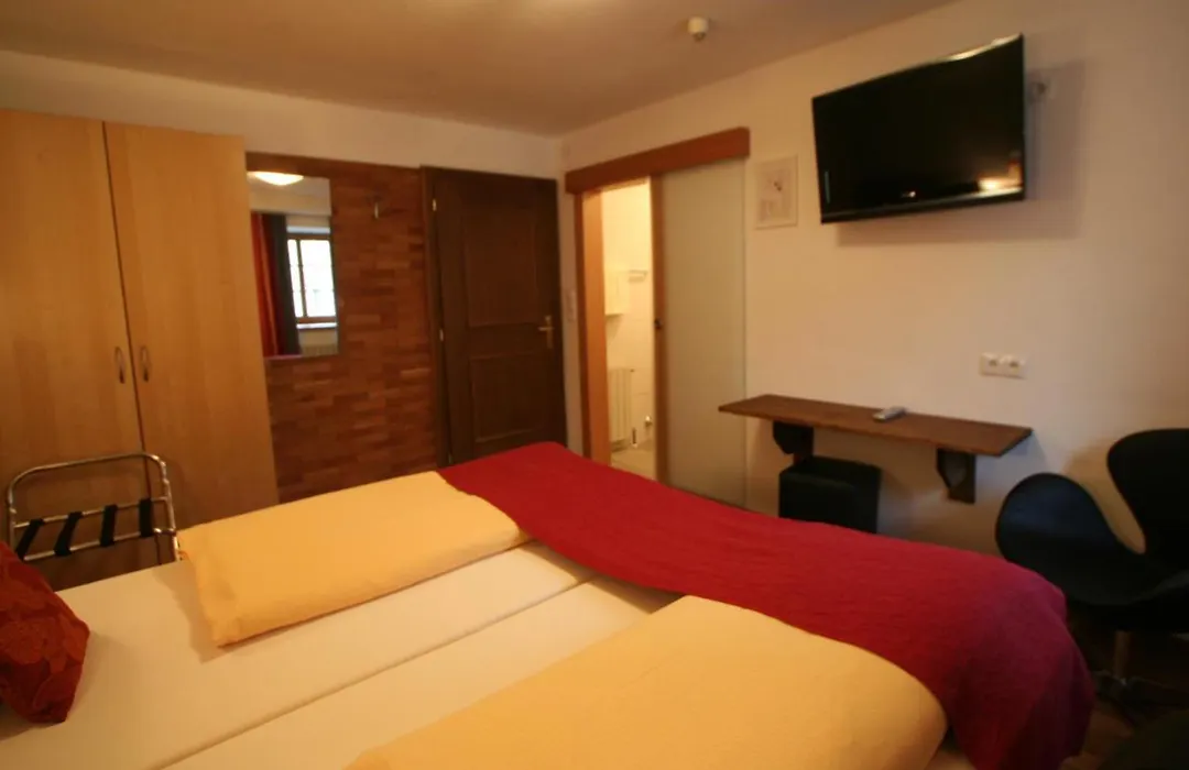 Hotel Engl-1