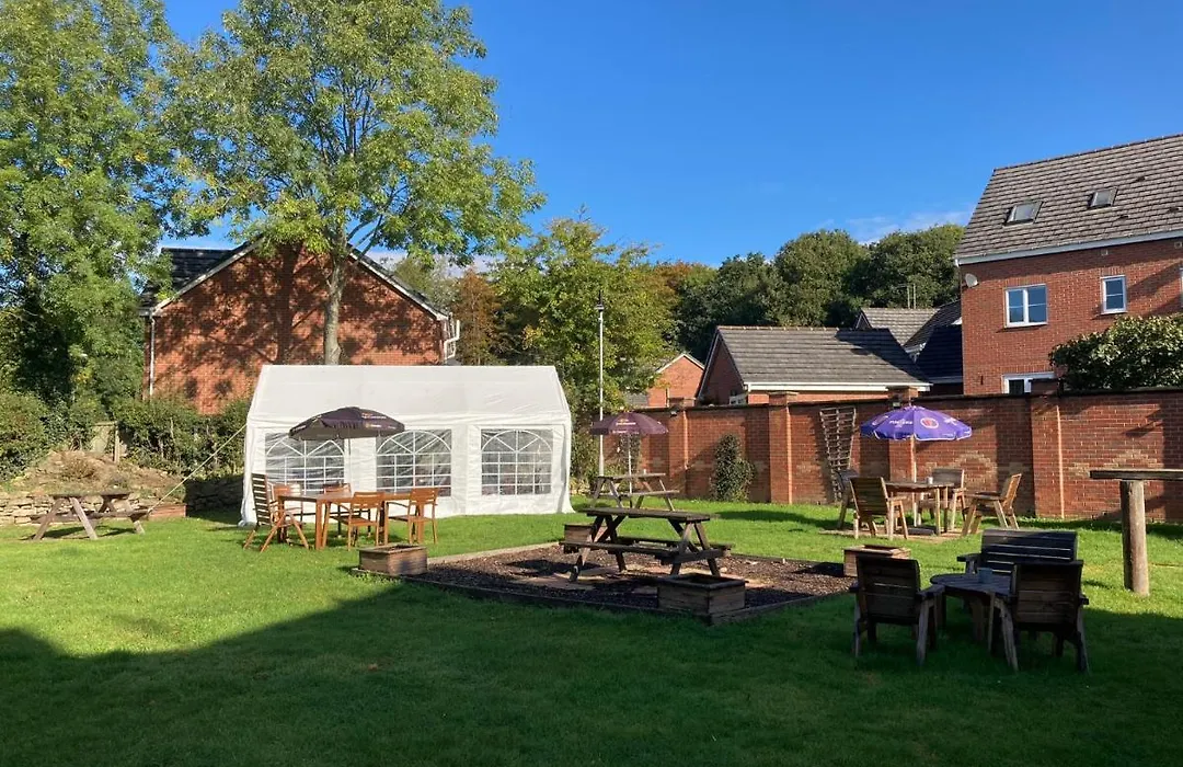 The Woodhouse Inn-1