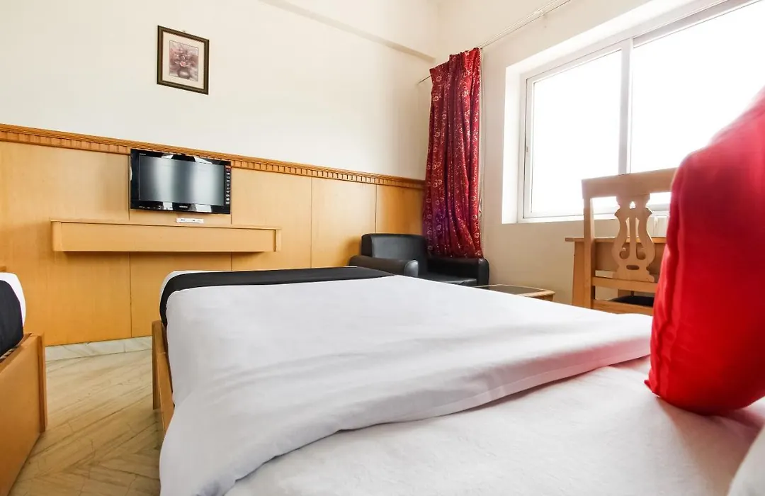 Capital O 61144 Hotel Raj-1