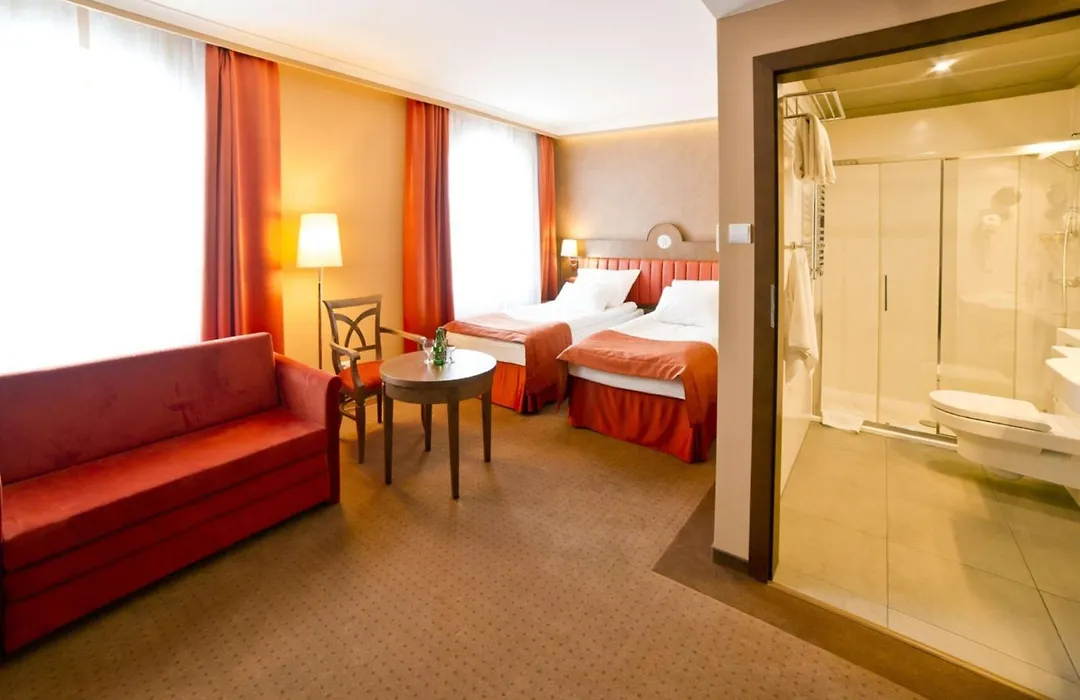 Grand Hotel Kielce-1