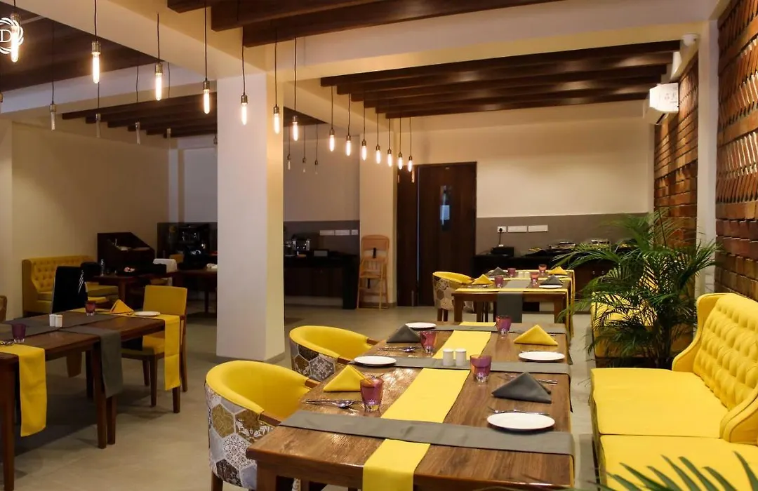 Hotel Daani Continental-1