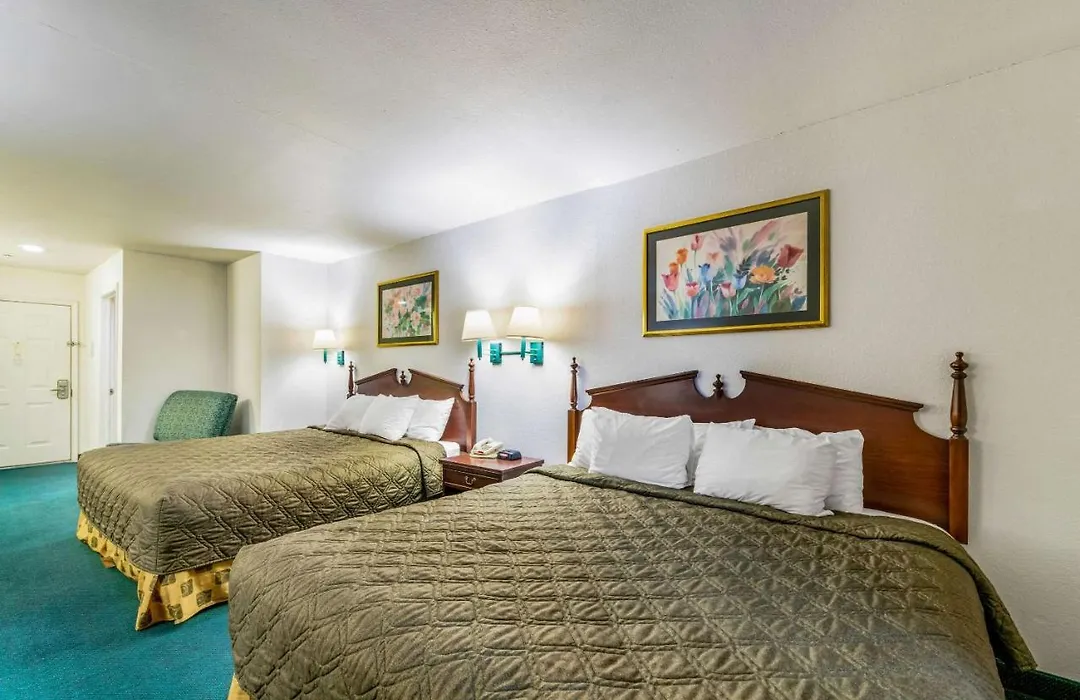 Rodeway Inn Decatur-1
