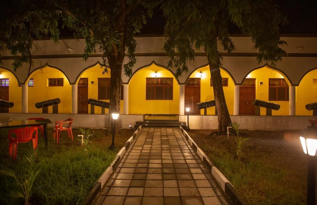 Kstdc Hotel Mayura Adilshahi Bijapur-1