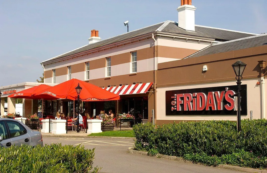Premier Inn Cheltenham Central-1