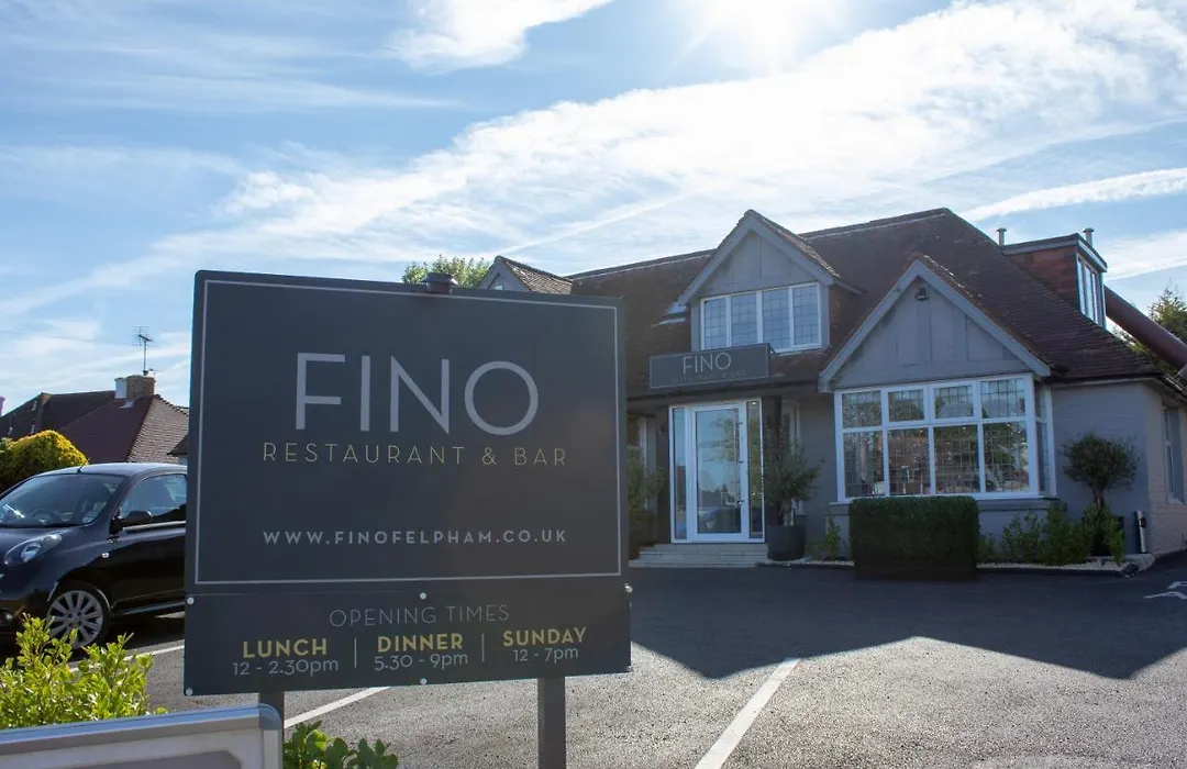 Fino Rooms-1