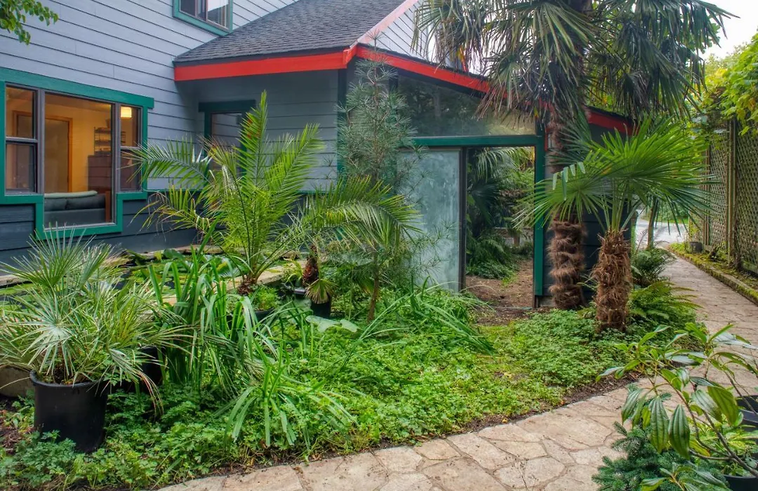 Sehome Garden Inn-1