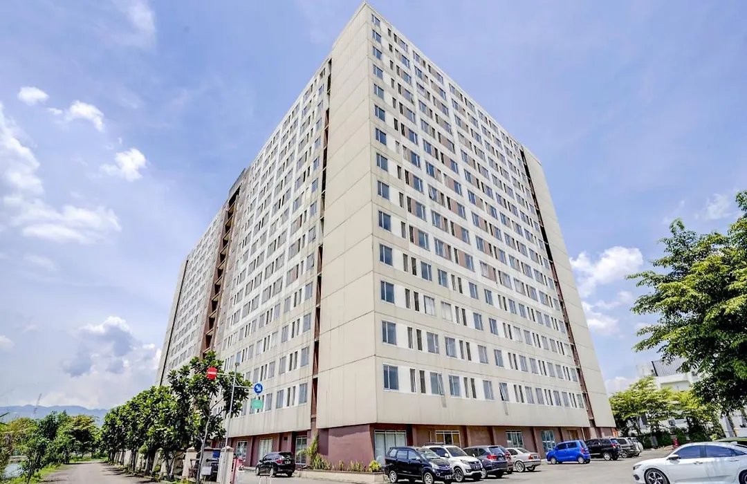 Oyo 90042 Emerald Towers-1
