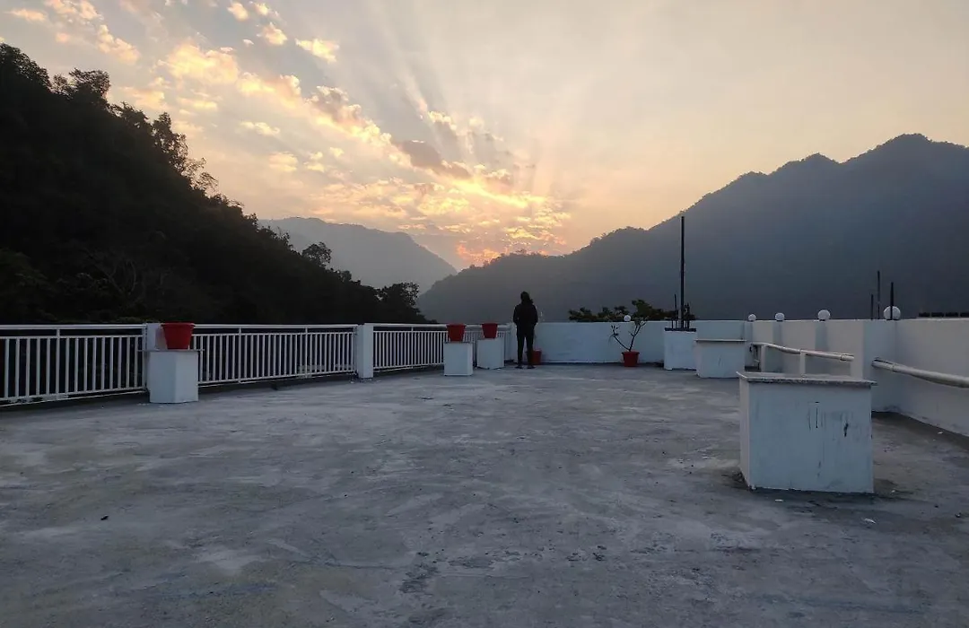 Hill Hoppers Hotel-1