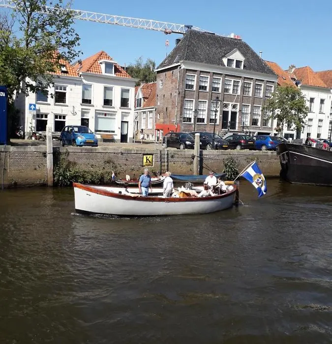 Thorbecke Canal View 45M2 Loft-1