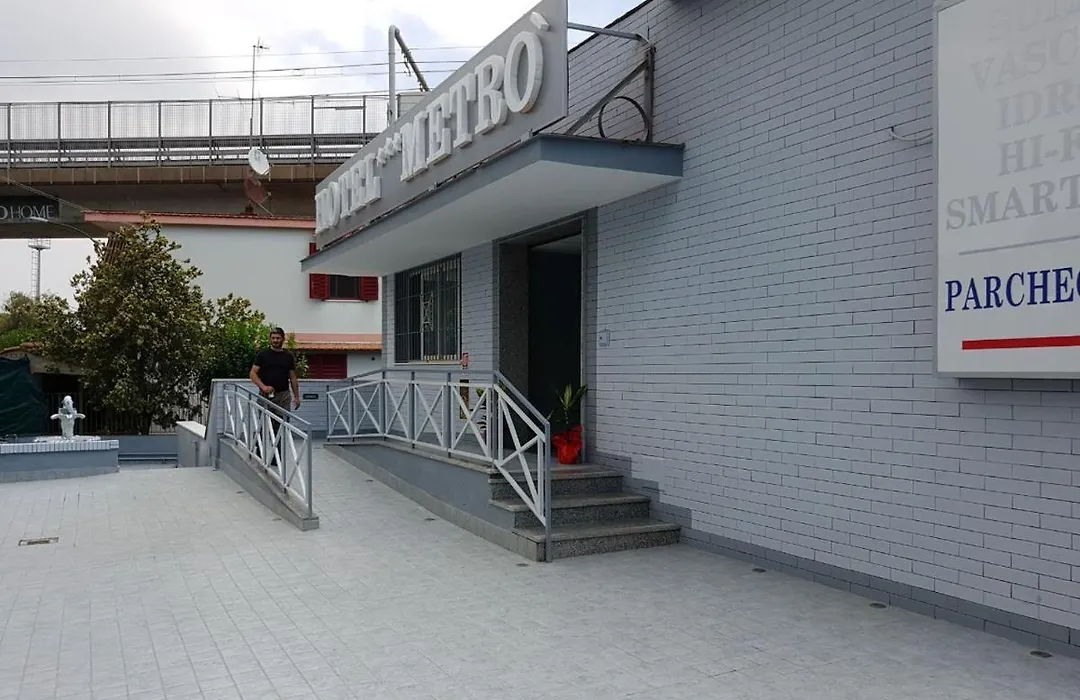 Hotel Metro-1