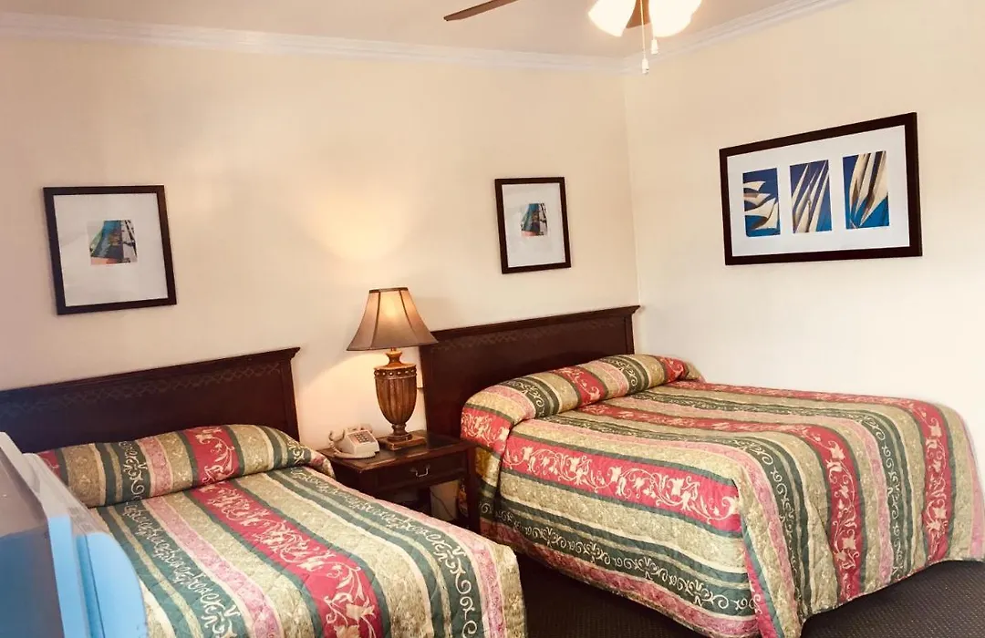 Los Feliz Hotel-1