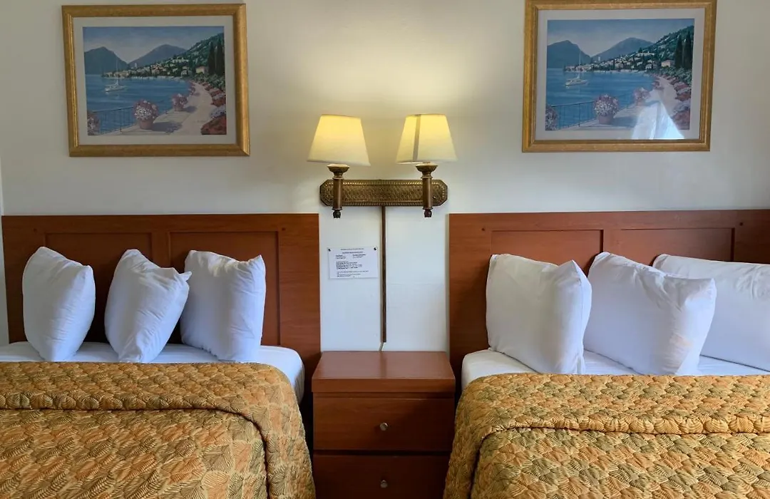 International Inn On The Bay-1