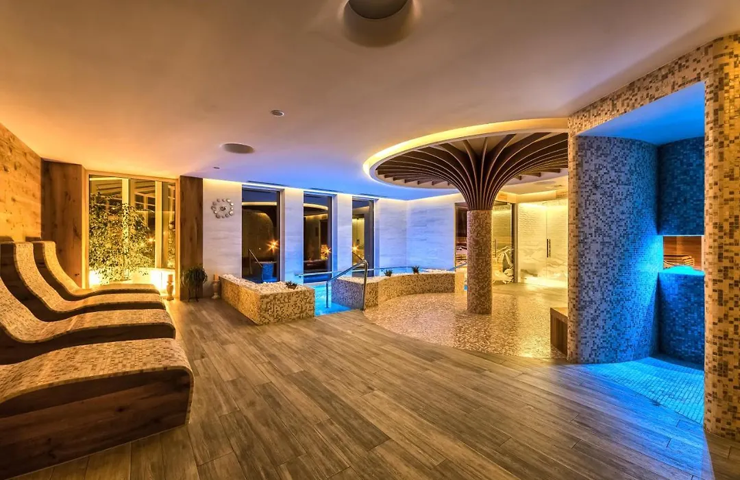 Hotel BERLINER-1