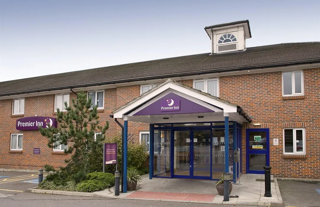 Premier Inn Basildon-1