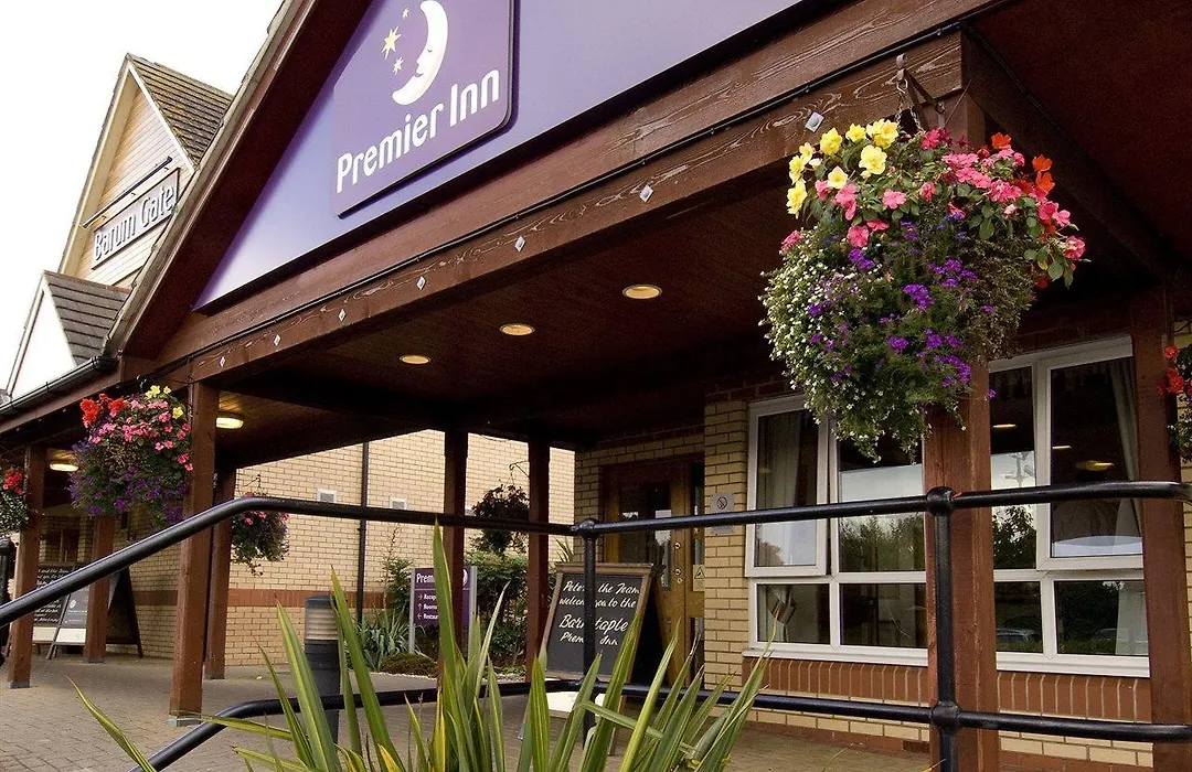 Premier Inn Barnstaple-1