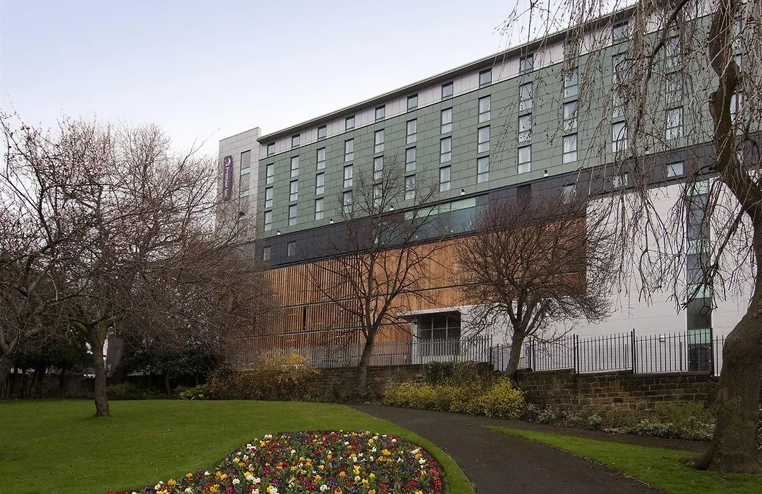 Premier Inn Barnsley Central M1 J37-1