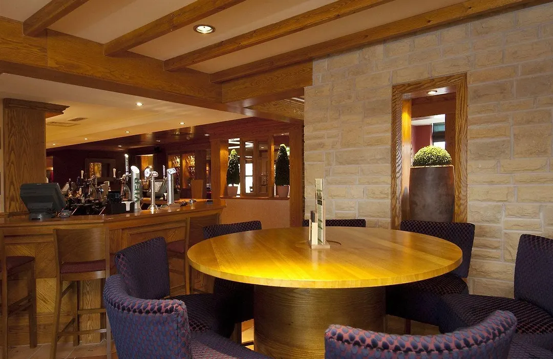 Premier Inn Barnsley Central M1 J37-1