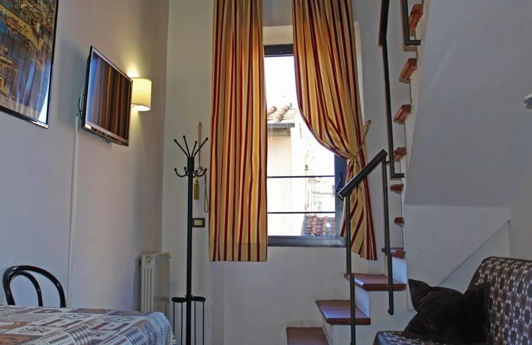 Max Apartments-1