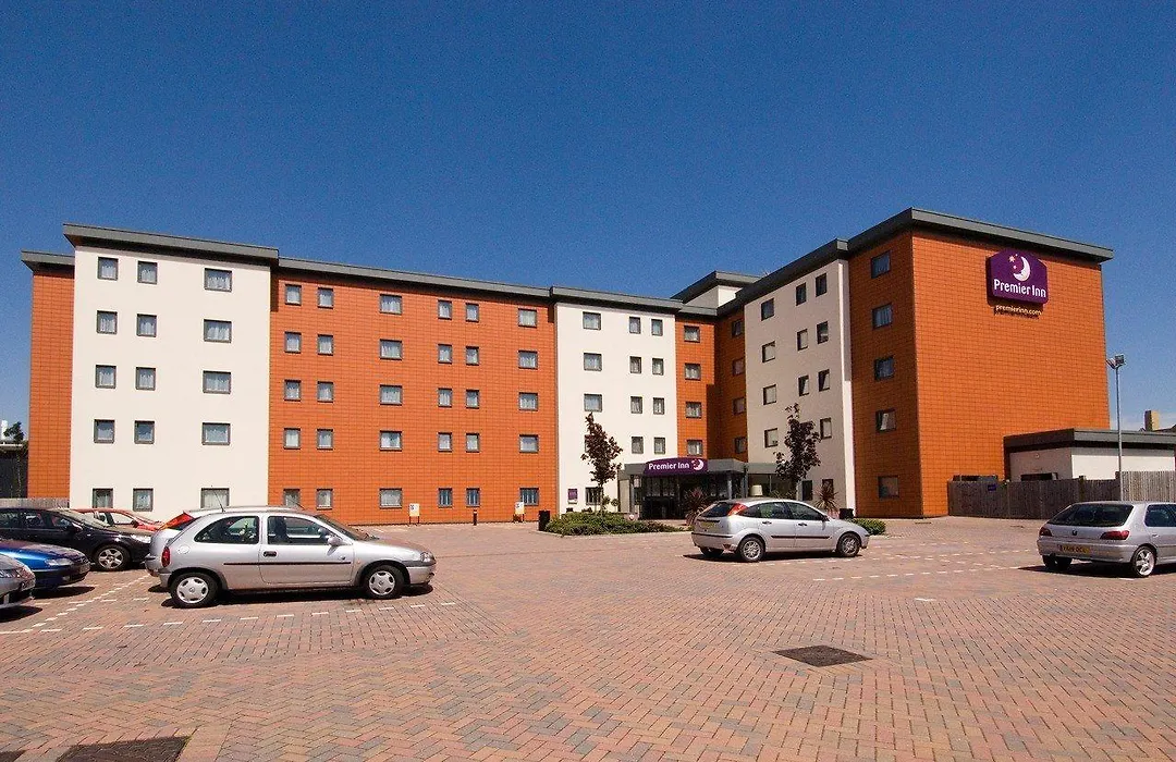 Premier Inn Portsmouth Port Solent-1
