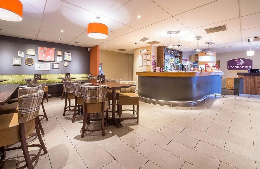 Premier Inn Portsmouth Port Solent-1