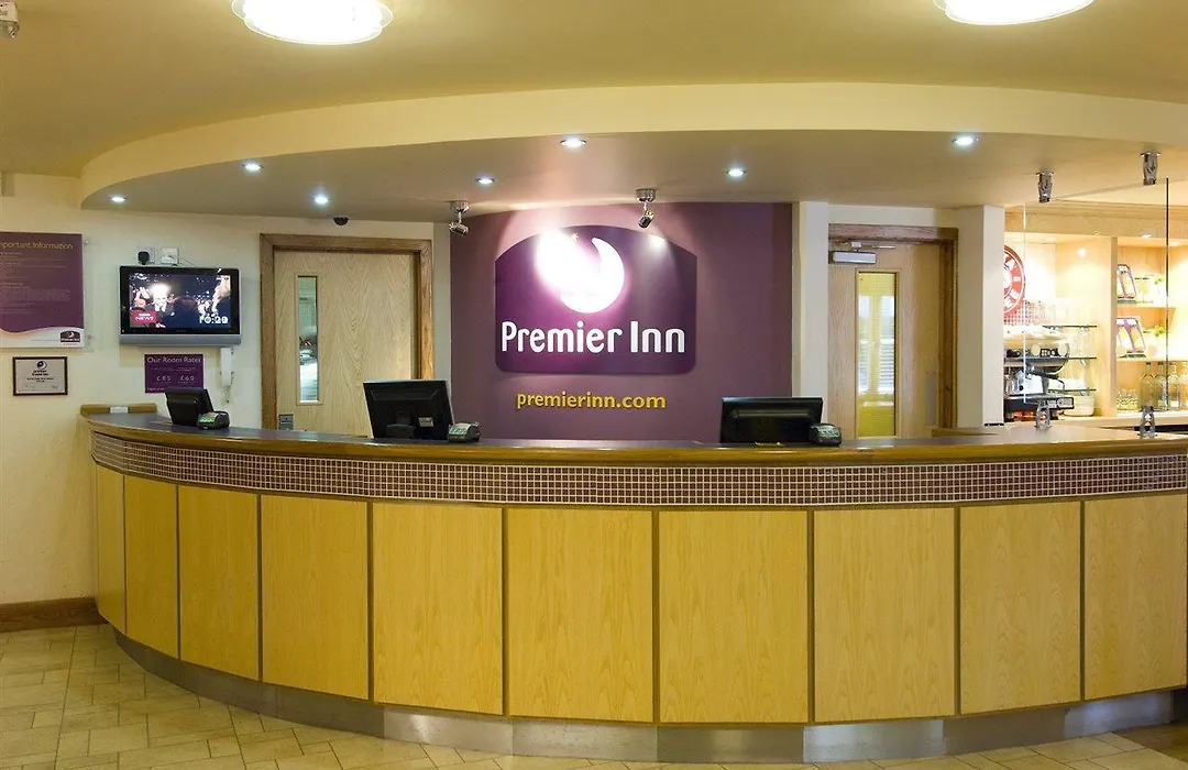 Premier Inn Slough-1