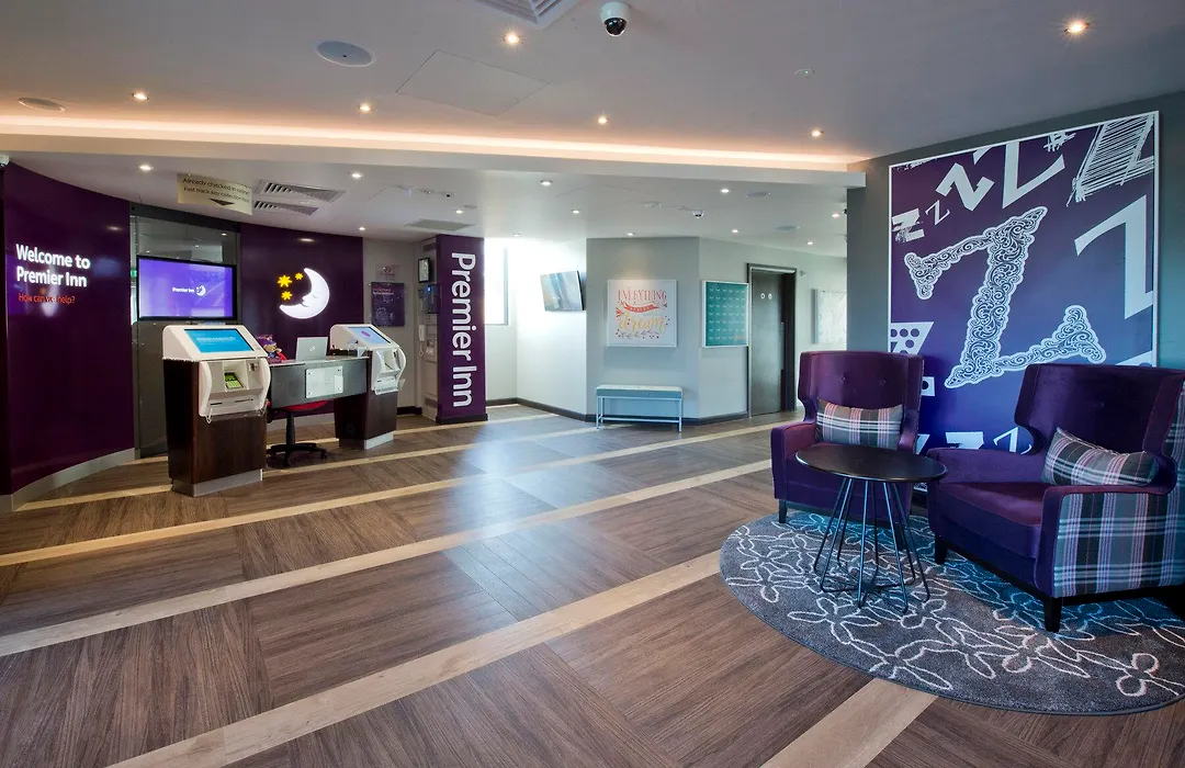 Premier Inn London Tolworth-1