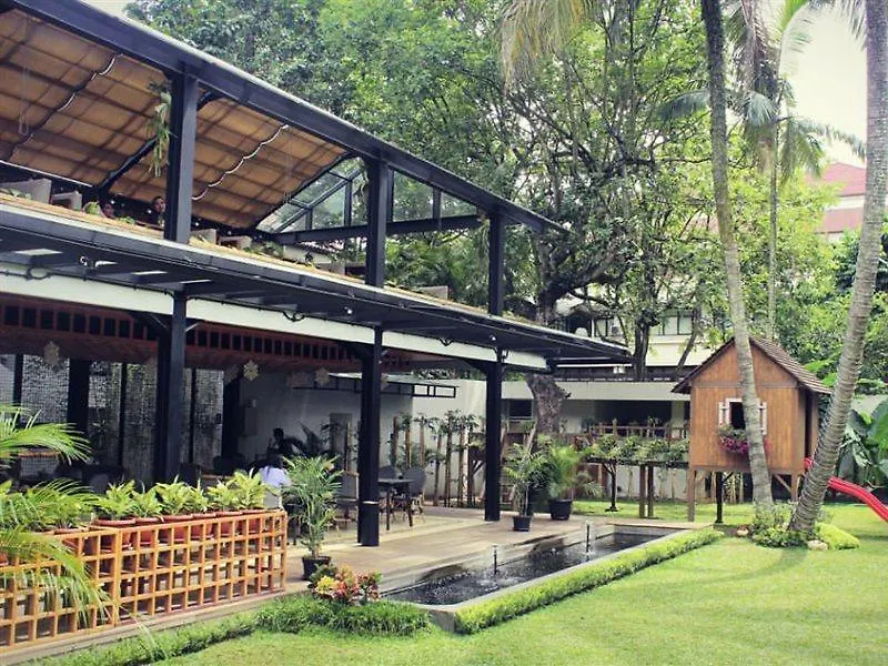 Beehive Boutique Hotel-1