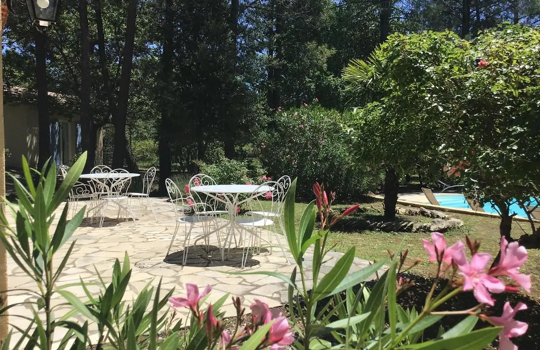 Le Clos des Cigales-1