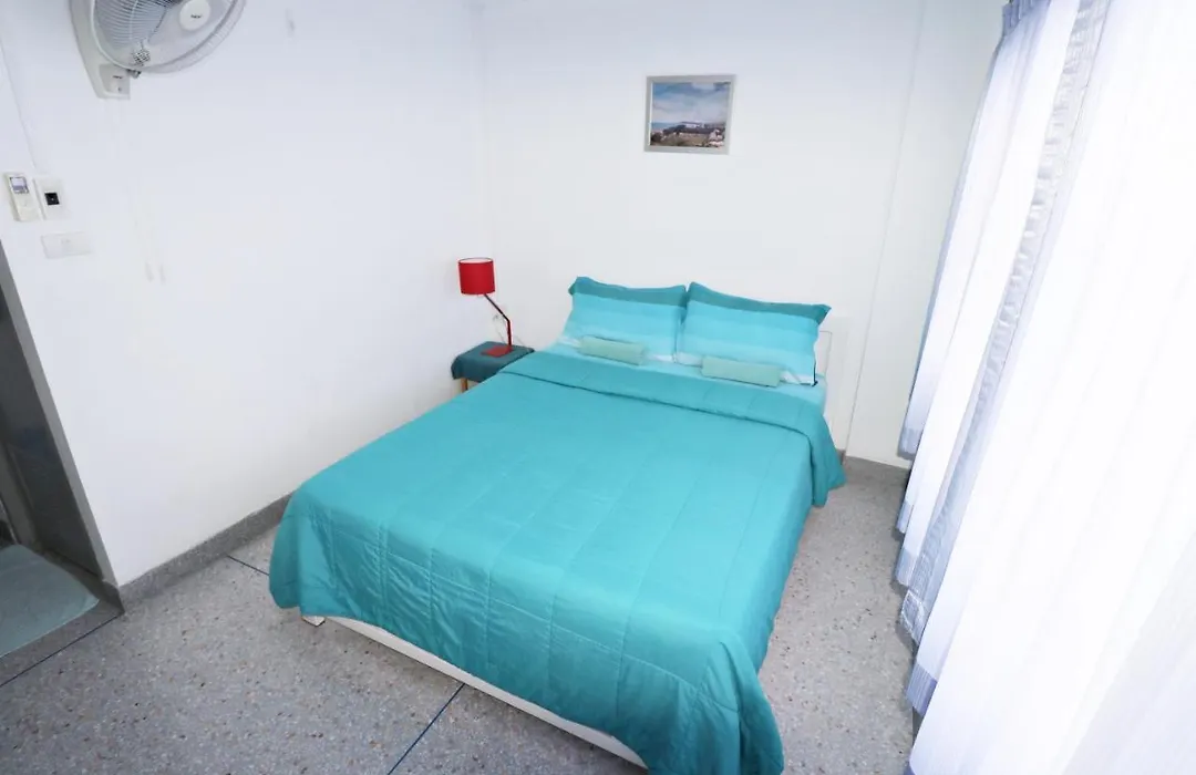 Thasanee Guesthouse-1