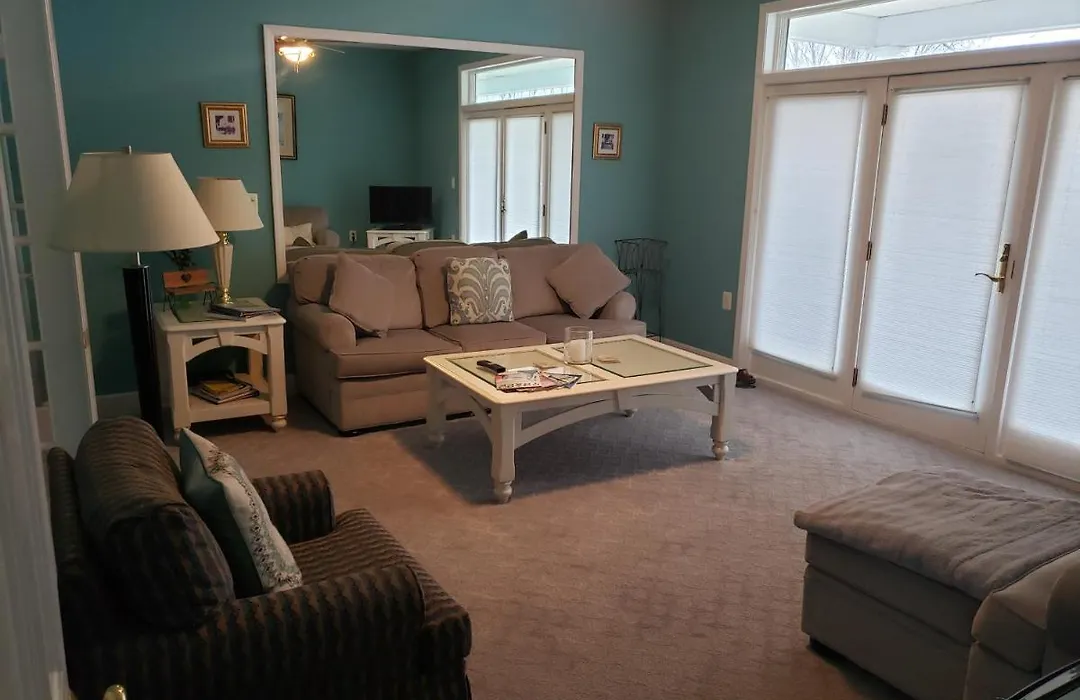 Blue Heron Inn - A Bed And Breakfast Llc-1