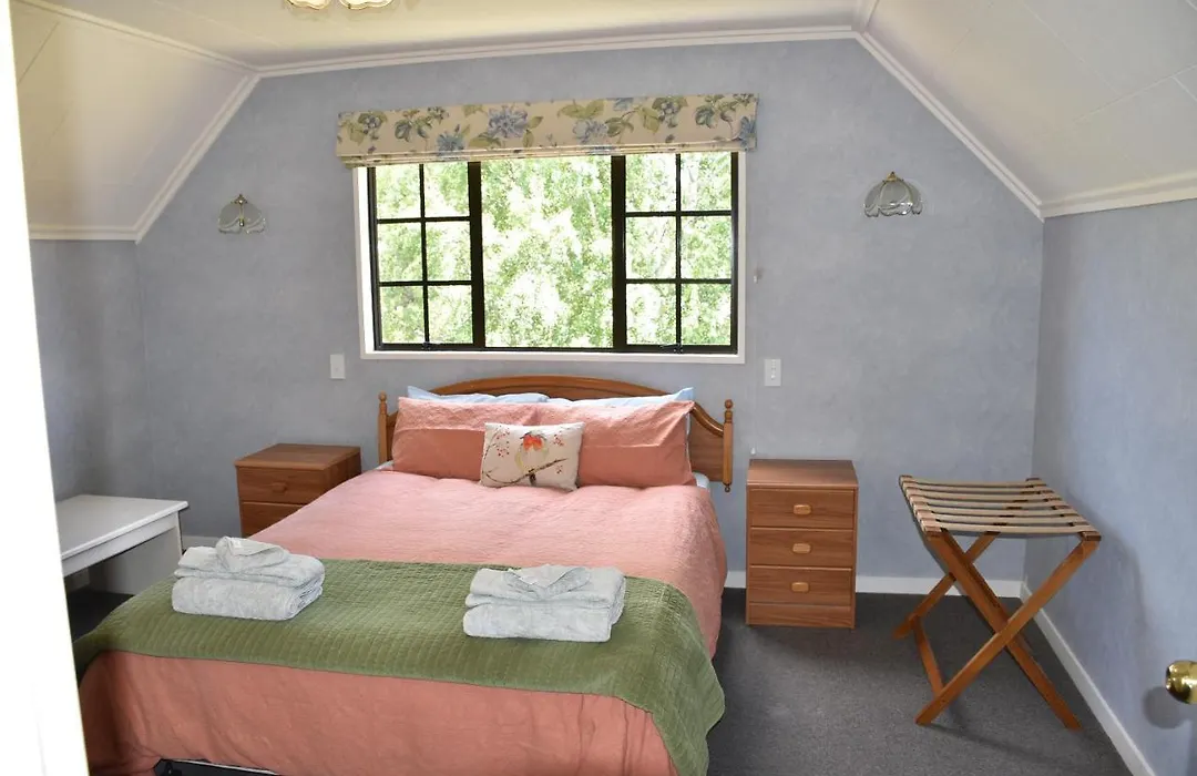 Creel House Bed And Breakfast-1