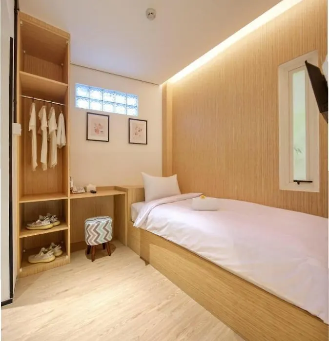 Cool Living-1